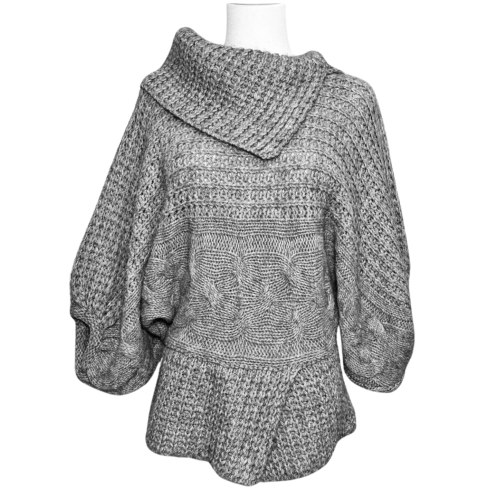 Fabiola Anthropologie Gray Cable Knit Split Cowl Neck Batwing Sweater Small Boho